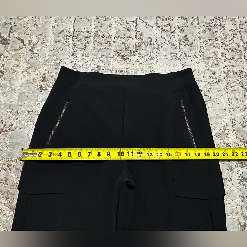 ATHLETA Endless High Rise Cargo Ankle Pant size 12 tall black - Picture 8 of 12